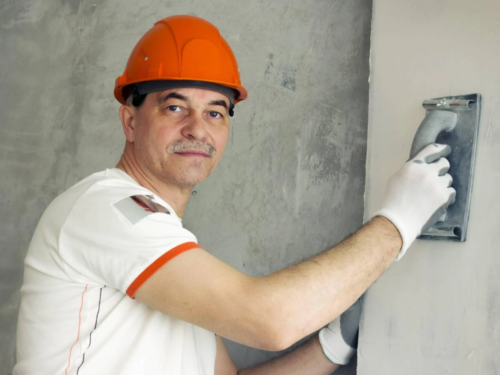 Guide to Quality Plastering Services in Norfolk &amp; Wolverhampton