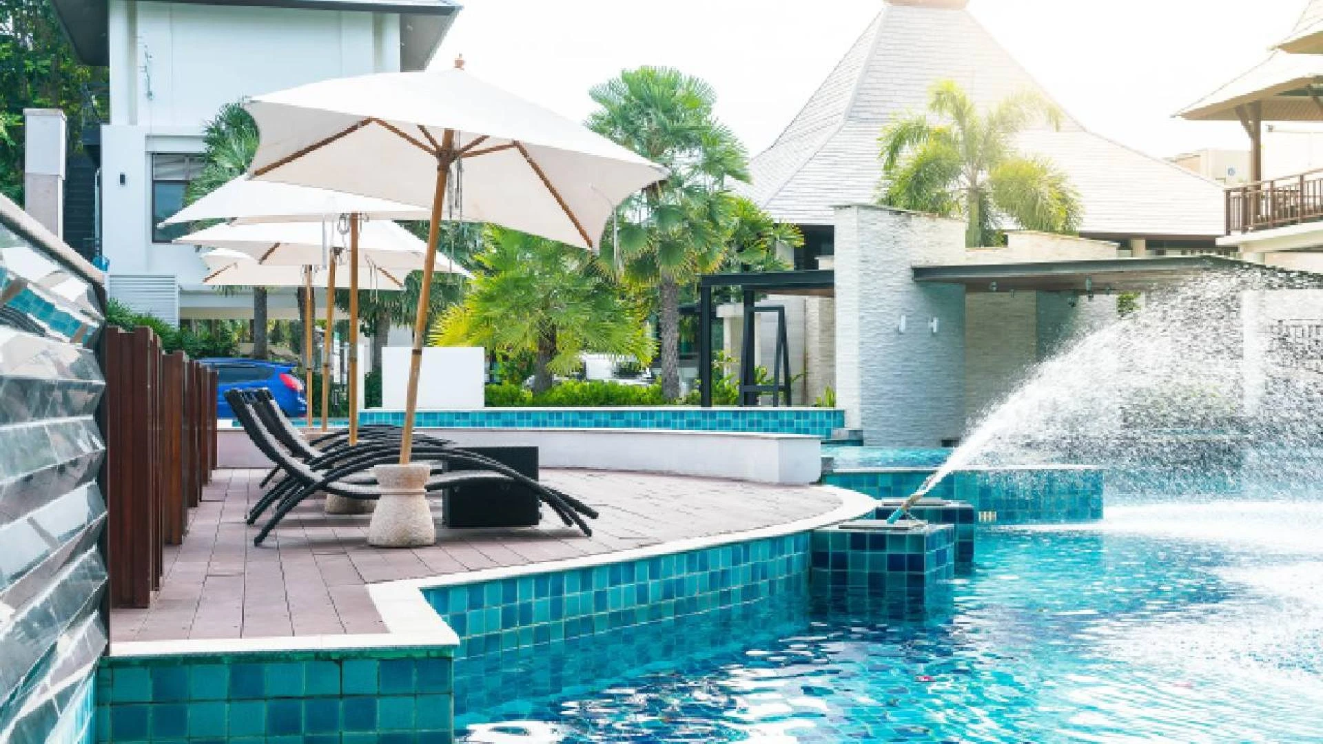 Enhancing Your Outdoor Oasis, The Ultimate Guide to Pool Remodeling
