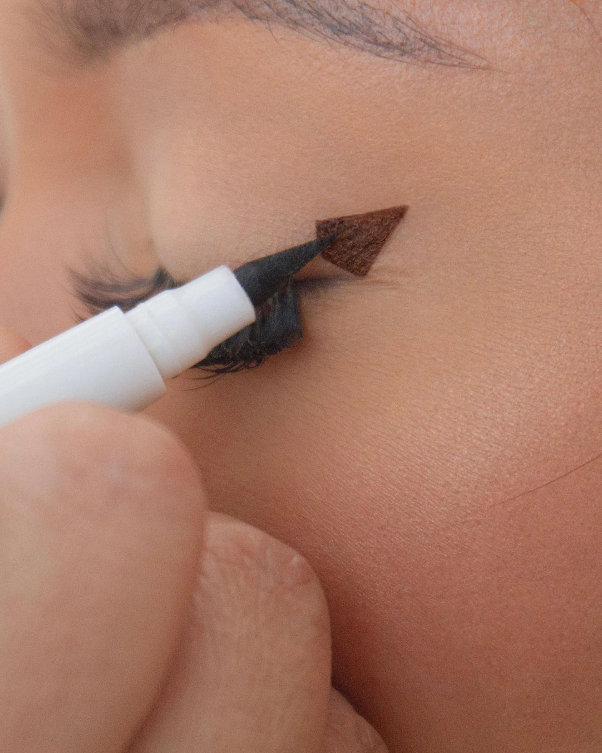 Your Guide to Flawless Spring Makeup Looks