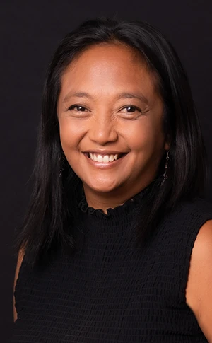 Saxton Engage connected Medium Rare with Nyadol Nyuon for Office works