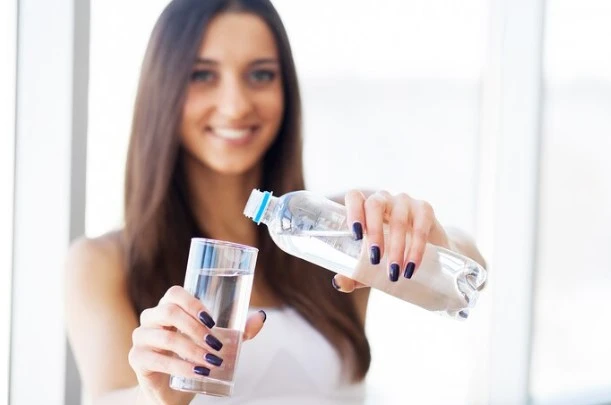 Advantages of Drinking More Water During Monsoon 