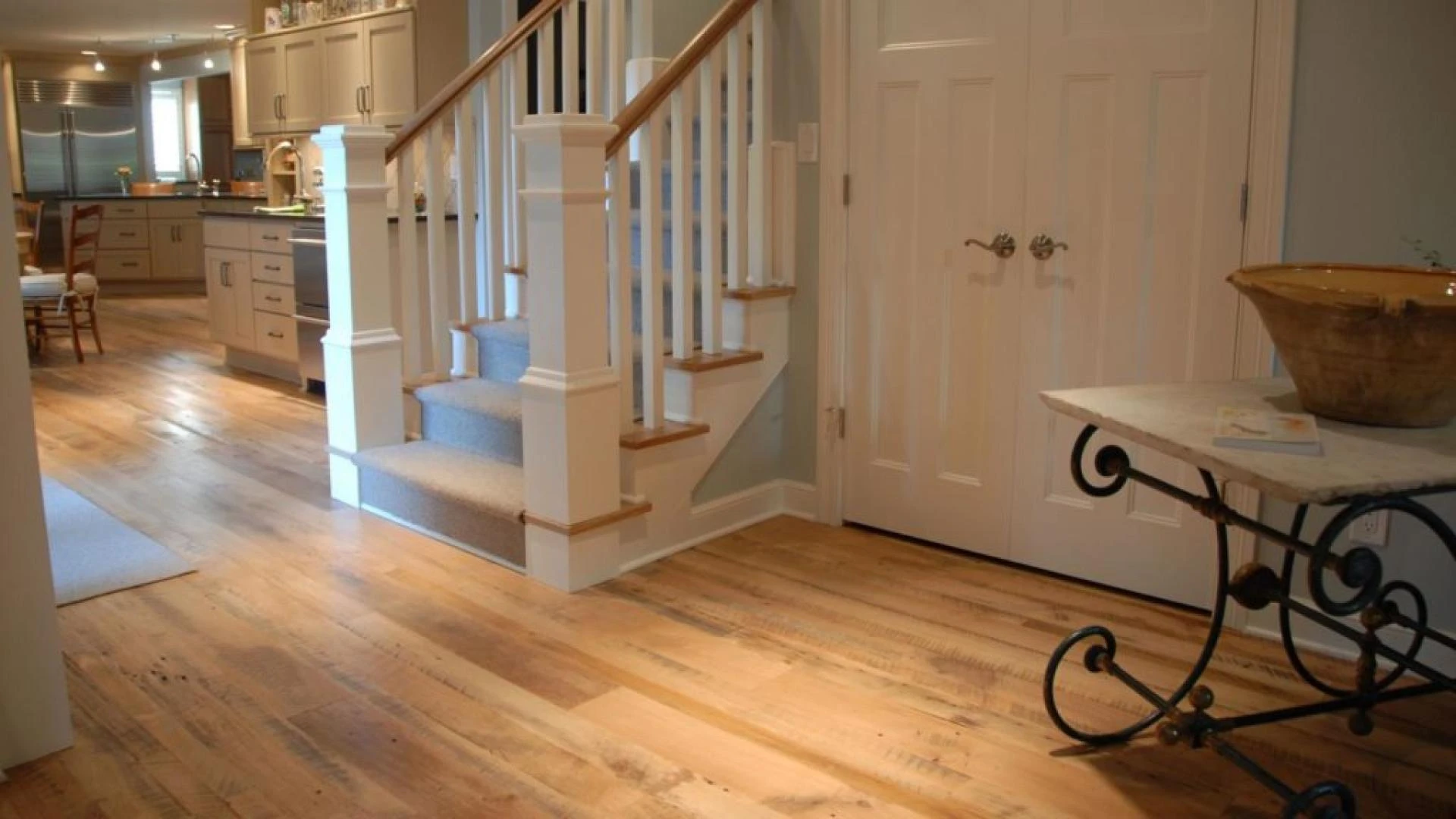 Elevating Spaces in Chicago with Exquisite Hardwood Flooring.