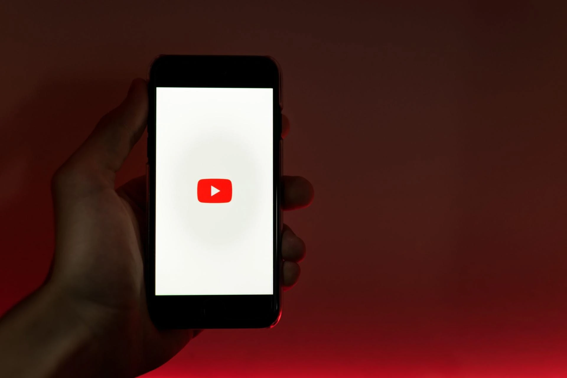 Youtube Versus Igtv, Who Wins?
