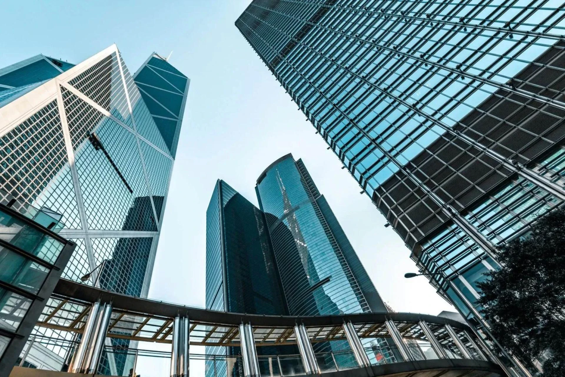 Navigating General Liability Insurance in the Sunshine State’s Metropolis