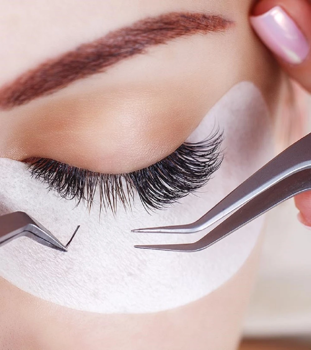 Our guide to eyelash extensions – what you need to know!