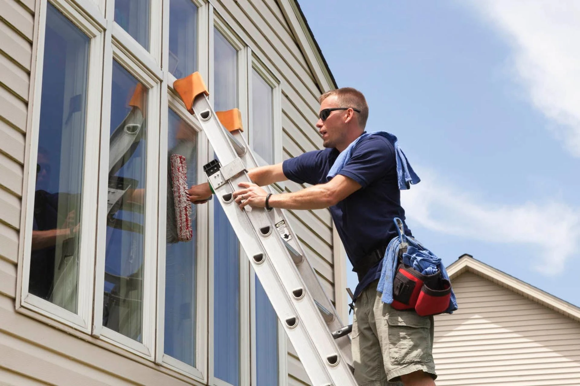 3 Mistakes In WINDOW CLEANING SERVICE That Make You Look Dumb