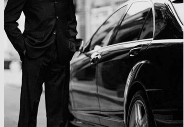 The Luxury of Black Car Service: A Pinnacle of Comfort and Style