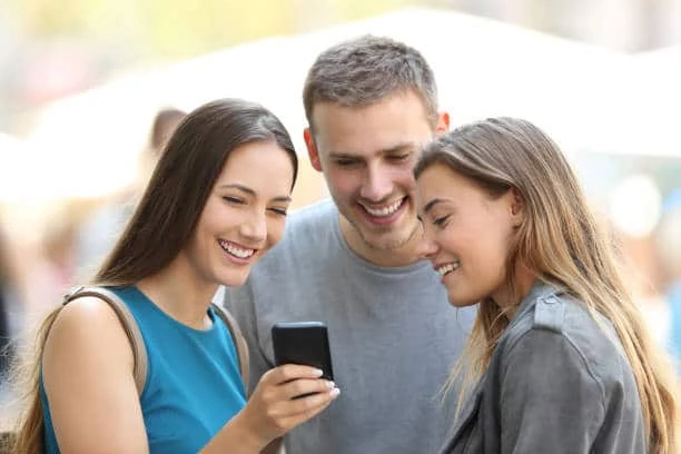 What Is The Difference Between A Short-Term And Long-Term Aim In A Digital Marketing Career?