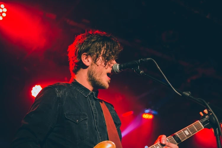 5 Reasons To Online Video Submission On Vinyl Record