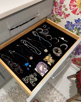 The Ultimate Guide to Choosing Jewelry Drawer Inserts