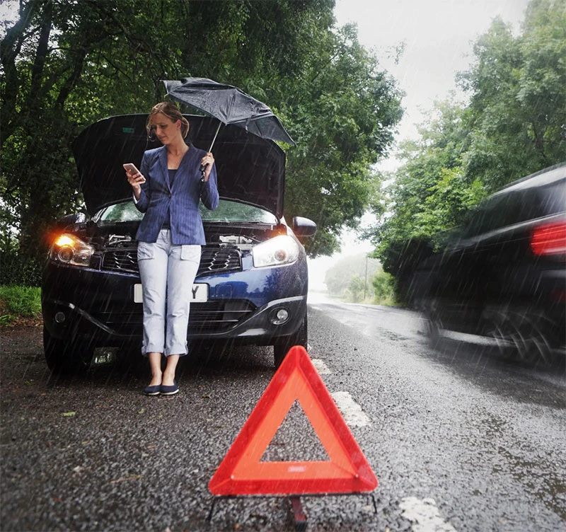 How Can Prompt Roadside Assistance Help You With Your Car Breakdown?