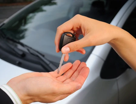 Ask These Thoughtful Questions Before Selling Your Old Car For Cash