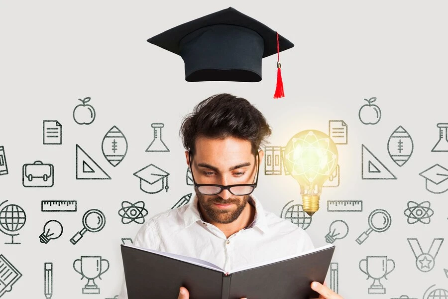 Crafting Futures: The Strategic Edge of Online MBA Education