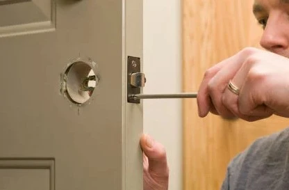 Essential Tips To Consider While Choosing A Professional Garage Door Repair Company