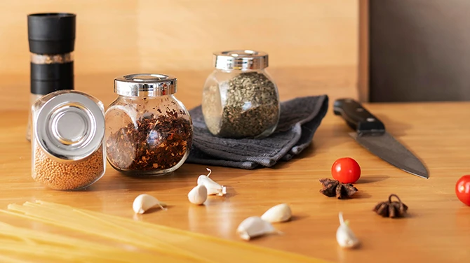 How to use spices to enhance the flavour in your dishes?