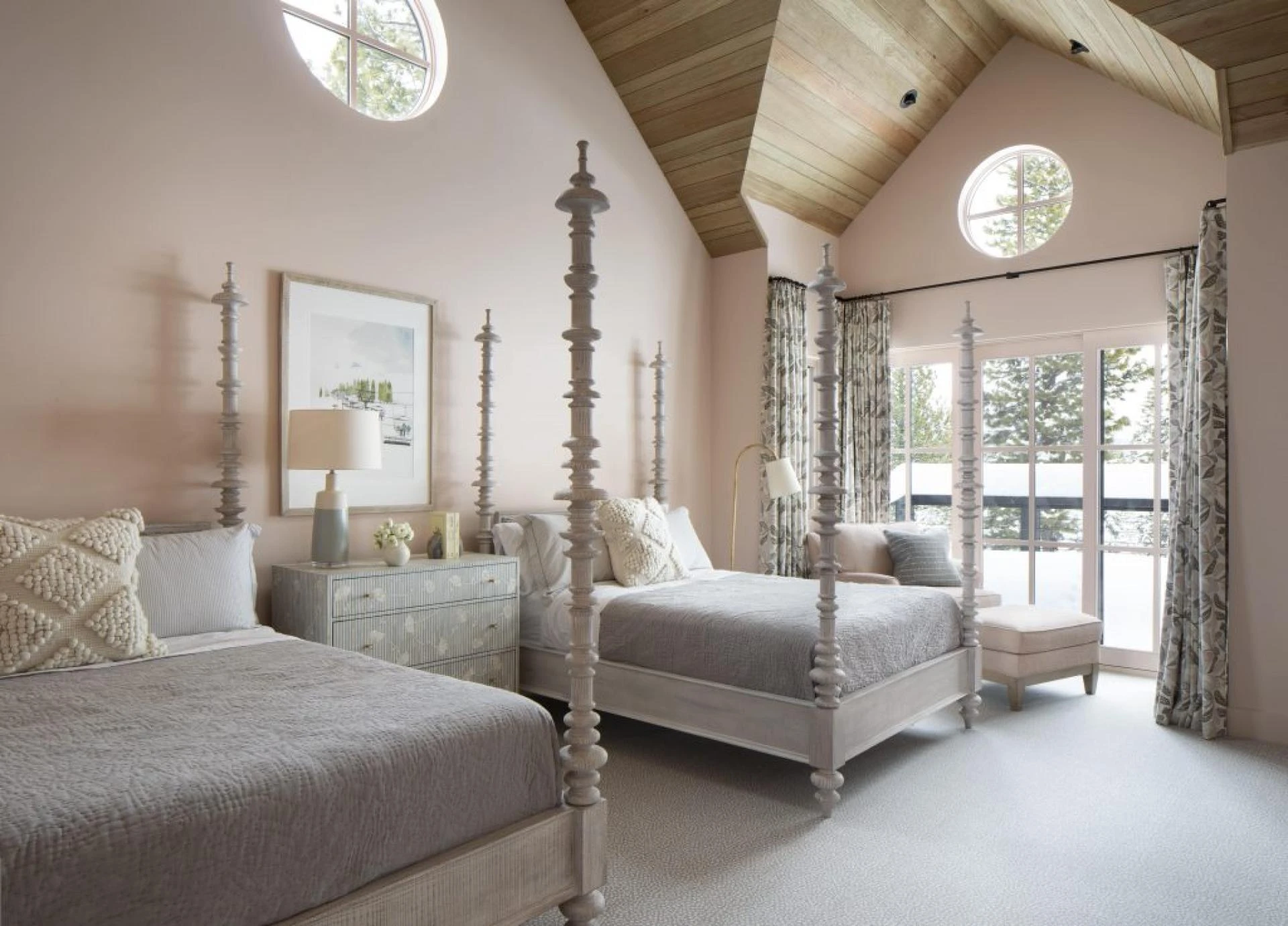 REASONS WHY YOU SHOULD CHOOSE CUSTOM BEDDING