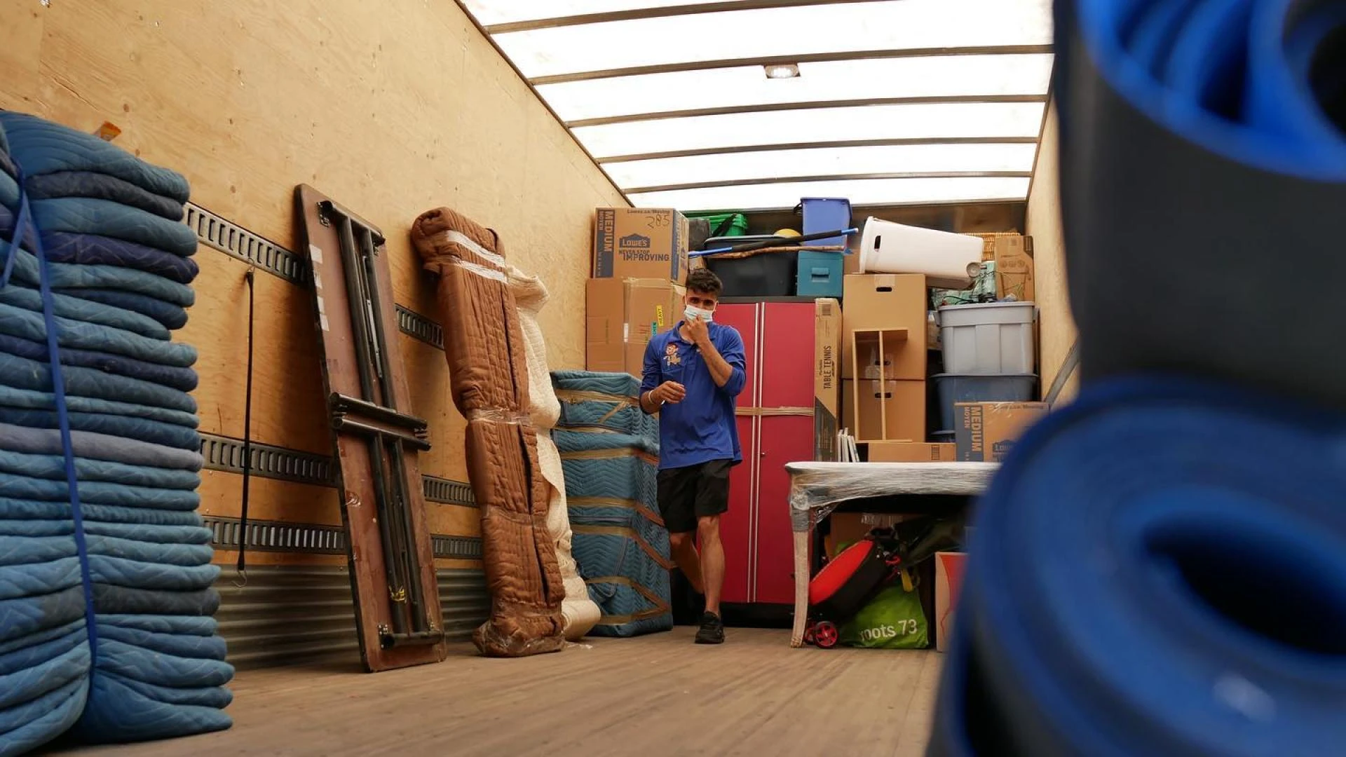 Move Your Heavy Items at Ease with the Following Moving Tips