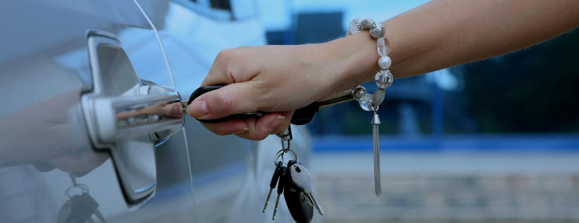 Top Benefits of Hiring a Professional Locksmith in Chesapeake and Hampton