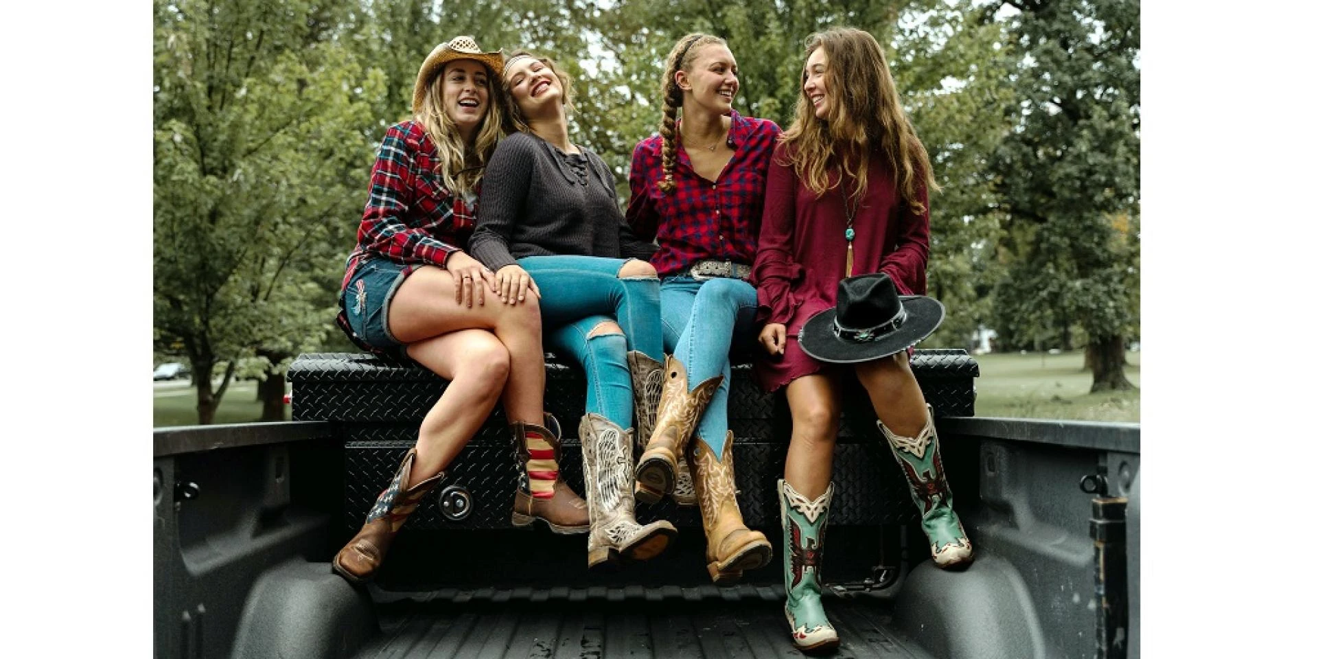 Online Western Clothing Store Shopping Has Never Been Better