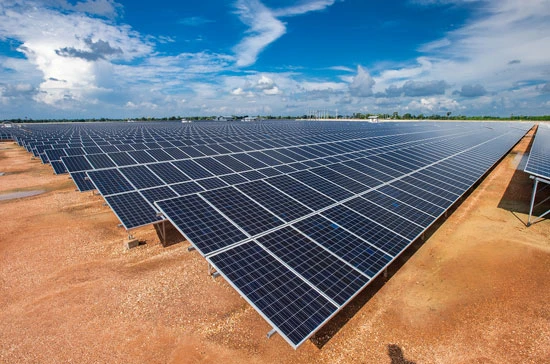 Examining the Environmental Practices of Solar Panel Supplier