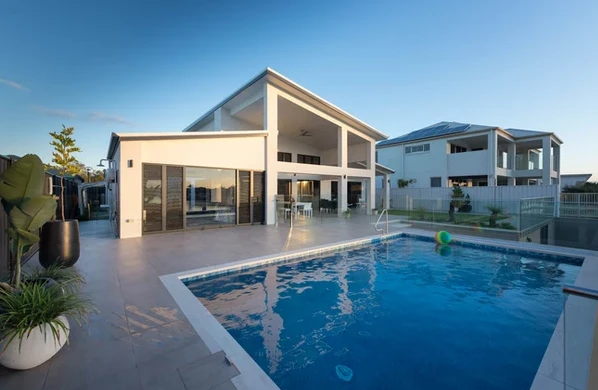 Know About The Advantages of Building A Home On Sloping Block