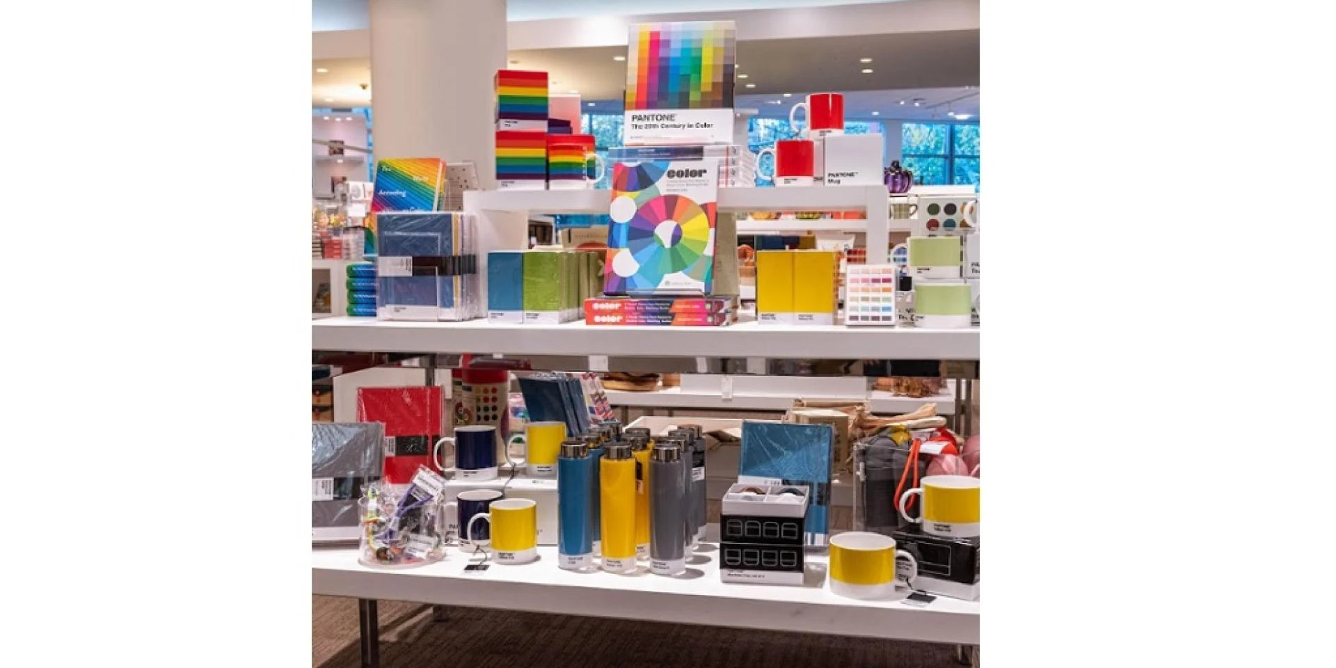 The Art of Gifting: How Museum Gift Stores Elevate Your Present Game