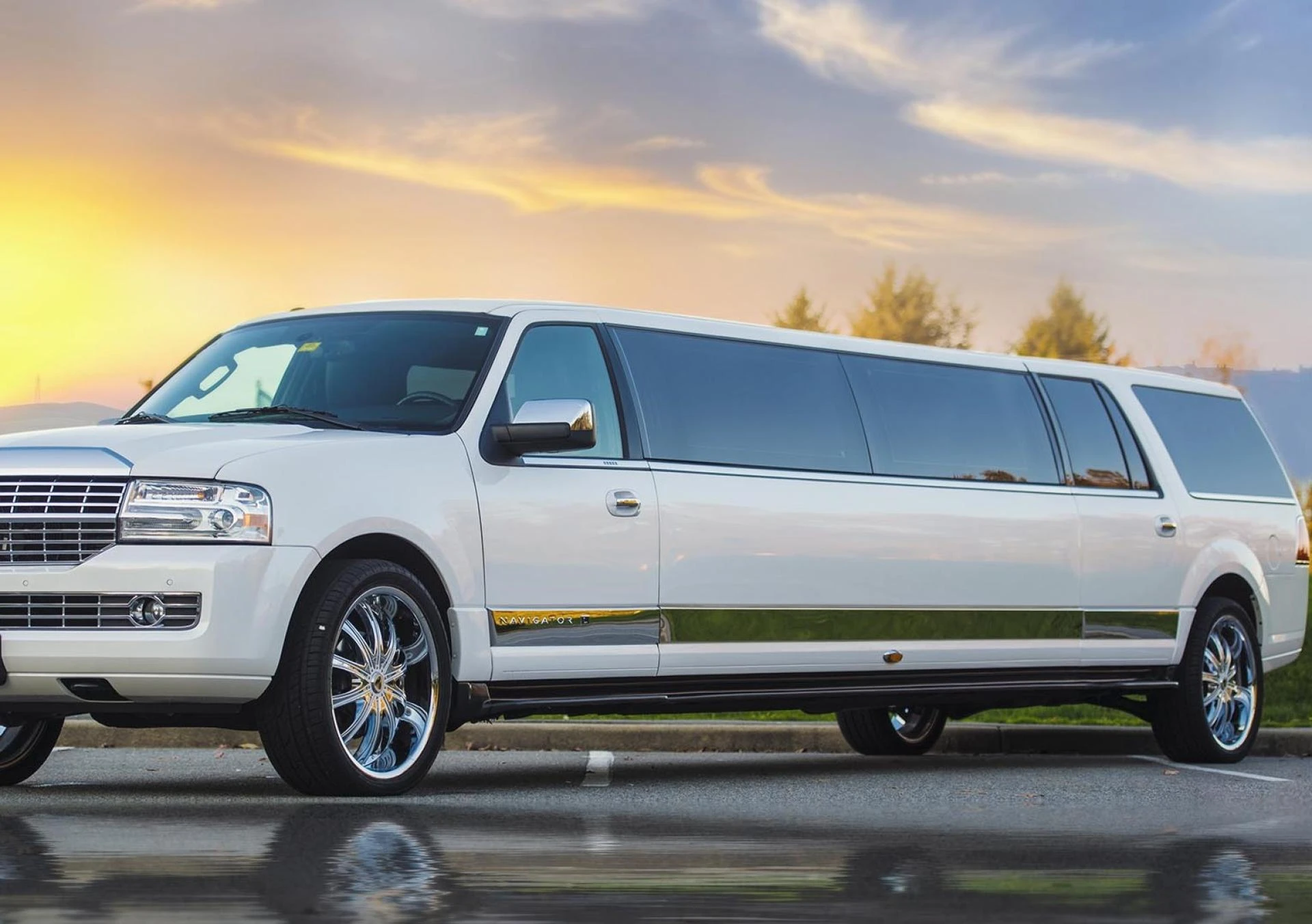 Sporting Event Limousine Service in Dallas, TX
