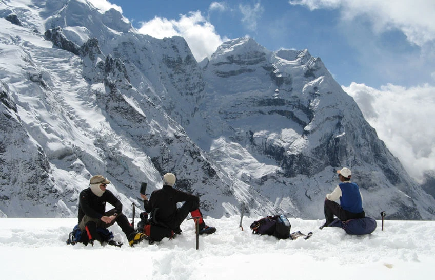 Top 10 Tips for successful Mera Peak Climbing