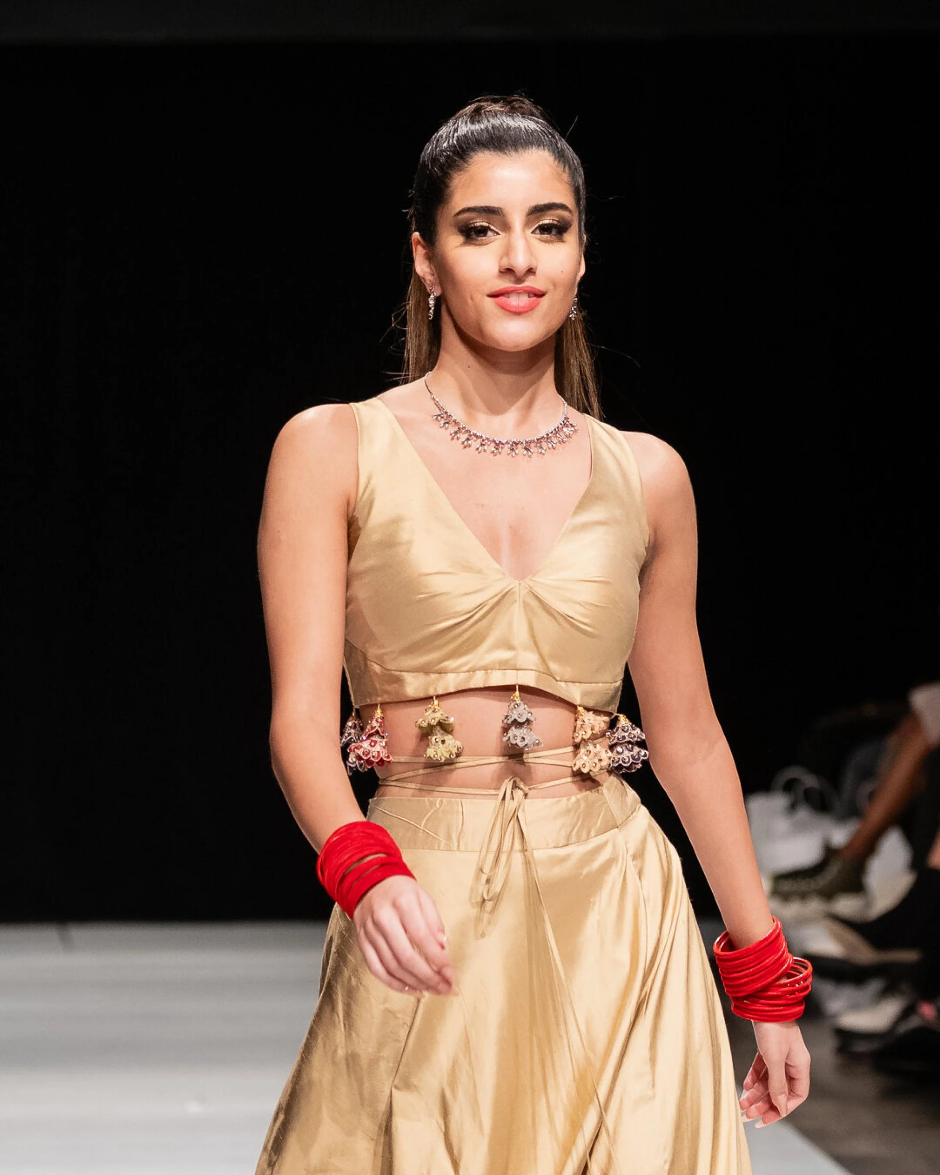 DISCOVER LUXURY DESIGNER TOPS FOR WOMEN: THE EVER GOLD RUCHED TOP AND NEW UMBI COLLECTION