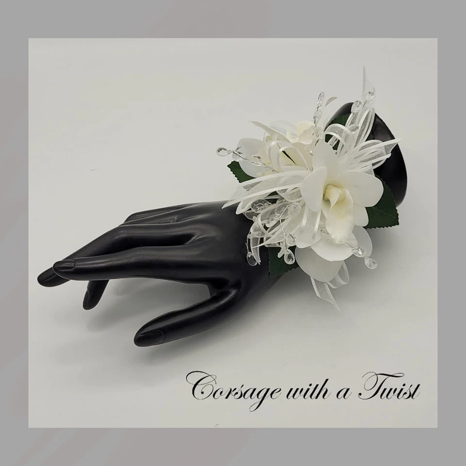 Make Your Prom Night Super Special With A Corsage in Sydney