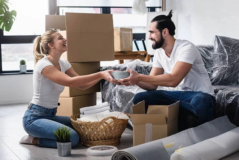 Know When to Book the Movers Before You Move