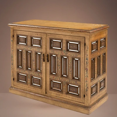 The Future of Auction Houses: Online Live Auctions Take Center Stage