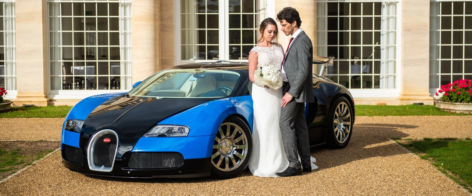 Why should you hire a luxury car for your wedding?
