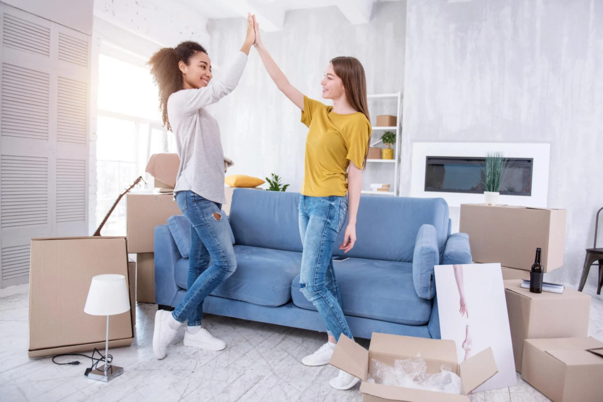 How to Assist Seniors Move