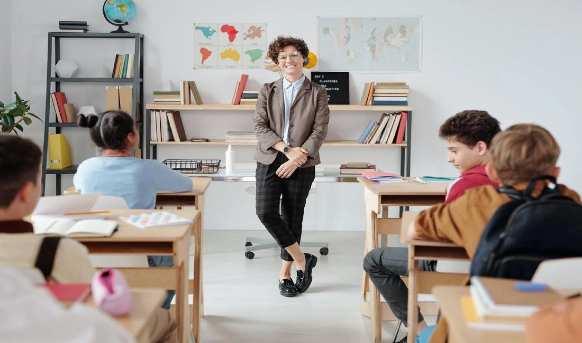 Best CBSE Montessori Schools Near me in Noida