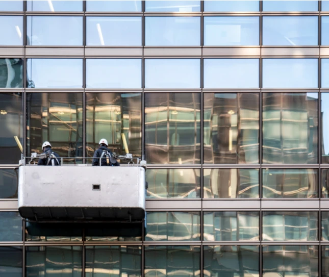 5 Reasons Why You Should Choose A Professional Window Cleaning Company