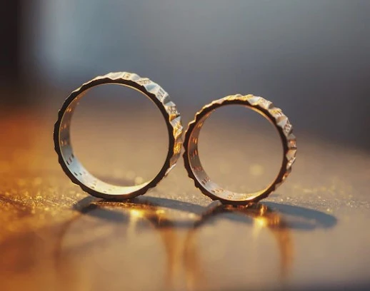 Why Vintage Cocktail Rings Are So Popular