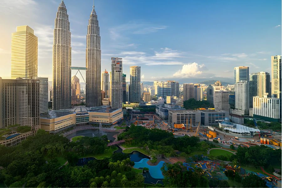 The Top 10 Must-Visit Sightseeing Places in Malaysia