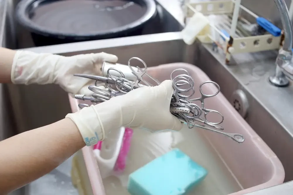 Cleaning Surgical Instruments- A Complete Guide