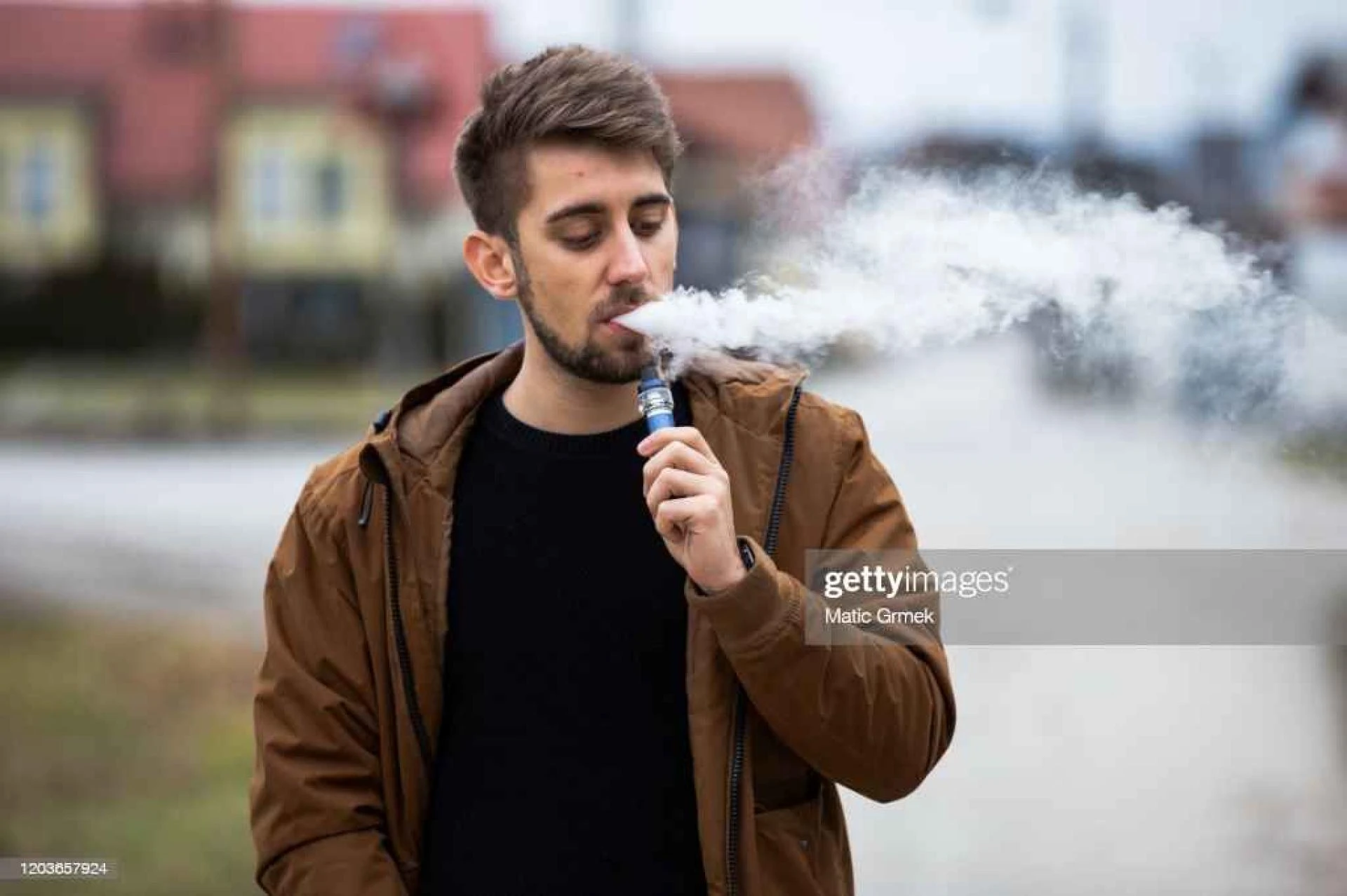 What is the Vapour that Comes Out of an E-cig?