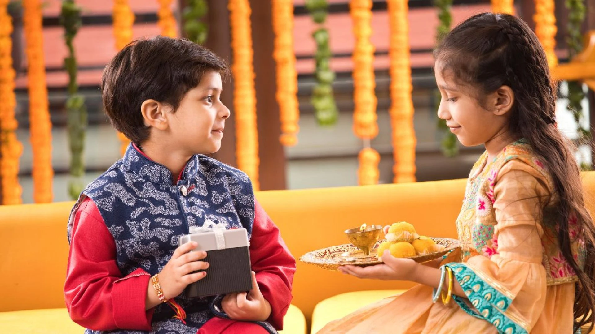 The Ultimate Guide to Choosing the Best Raksha Bandhan Gifts for Your Beloved Sister