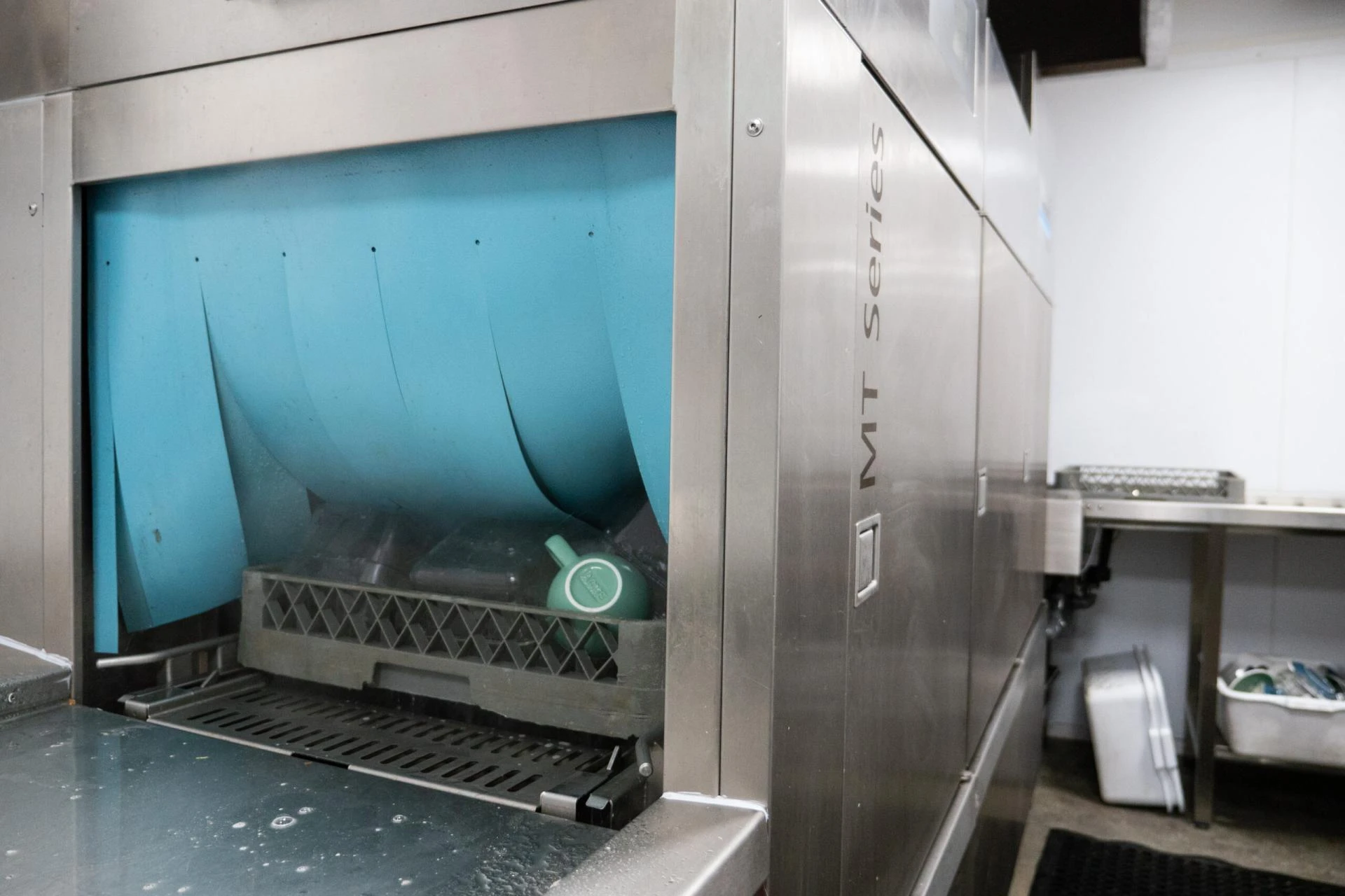 How to keep your dishwasher in the best shape possible!