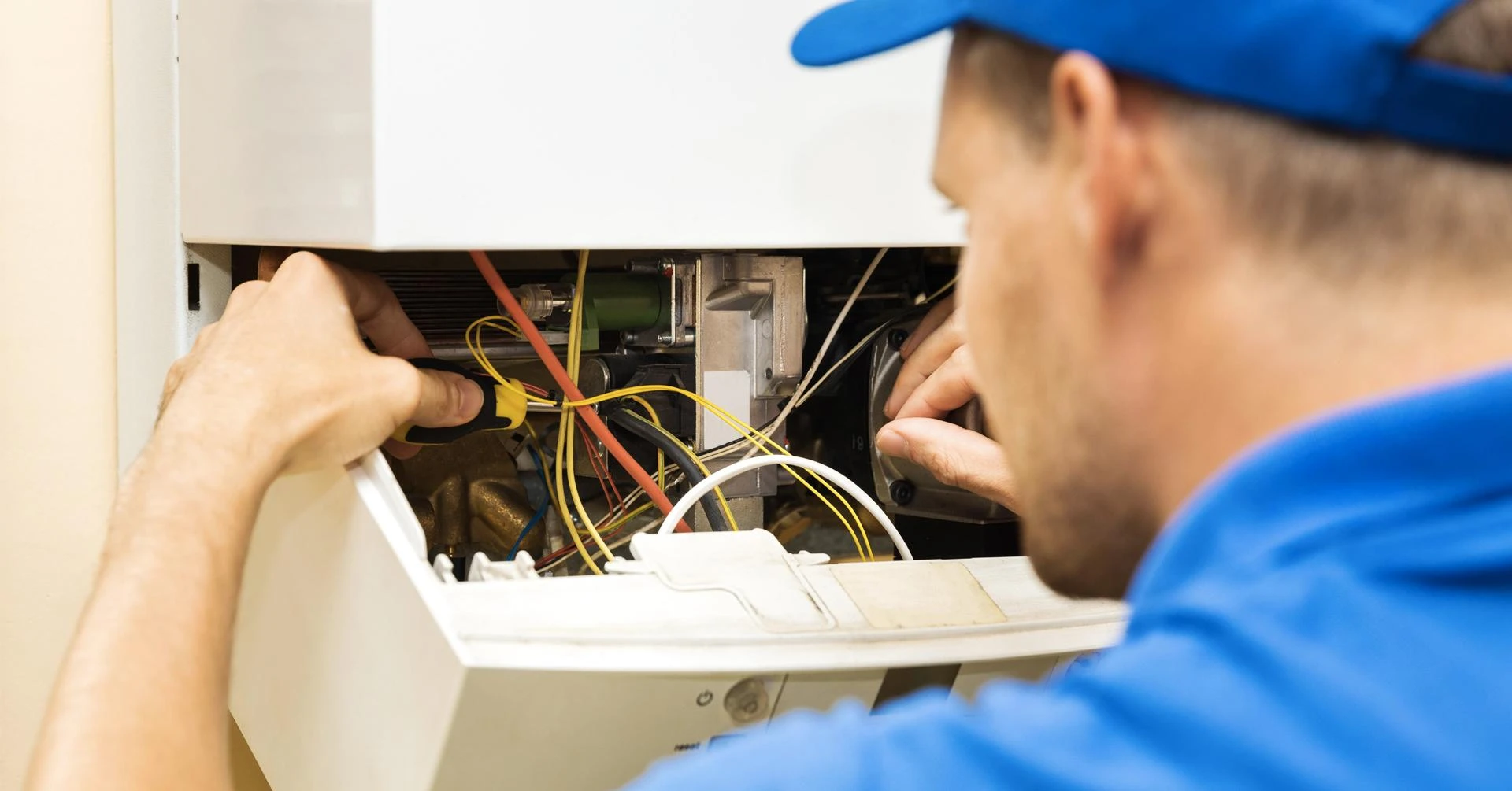 Reasons for hiring the licensed technician for boiler repair