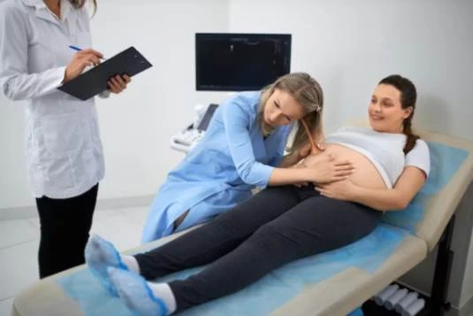 Top IVF Doctor in Thailand: Expert Fertility Care