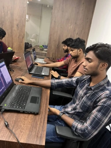 Why You Should Consider a Digital Marketing Course