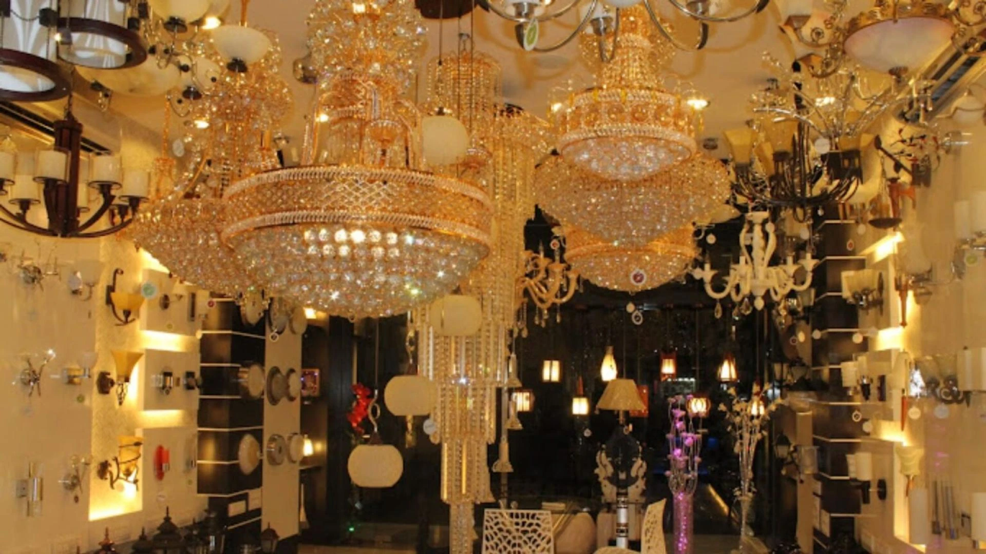 The Best Lighting Fixtures for Every Room in Your Hyderabad Home