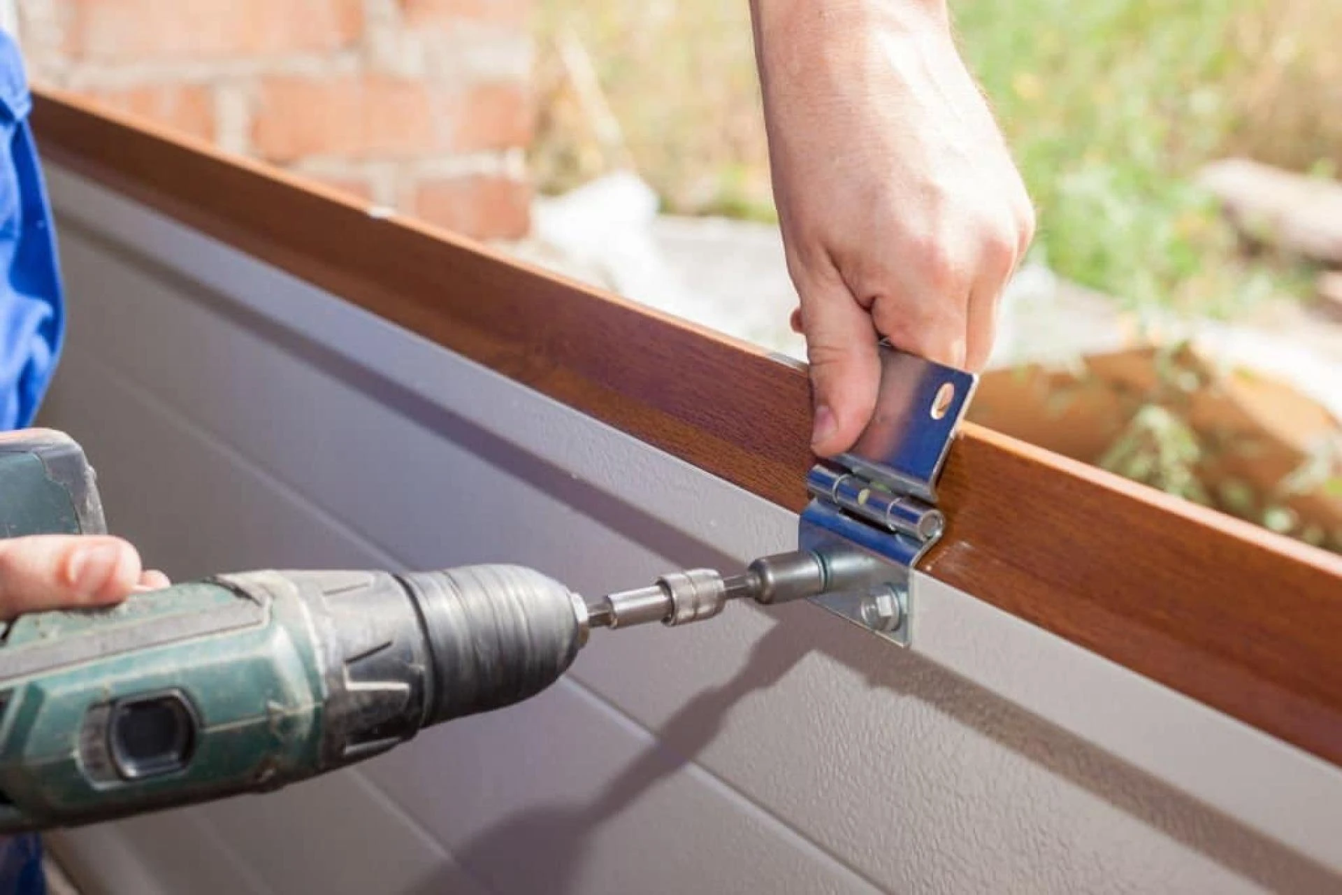 Get Extra Storage Space With Garage Door Installation in Markham