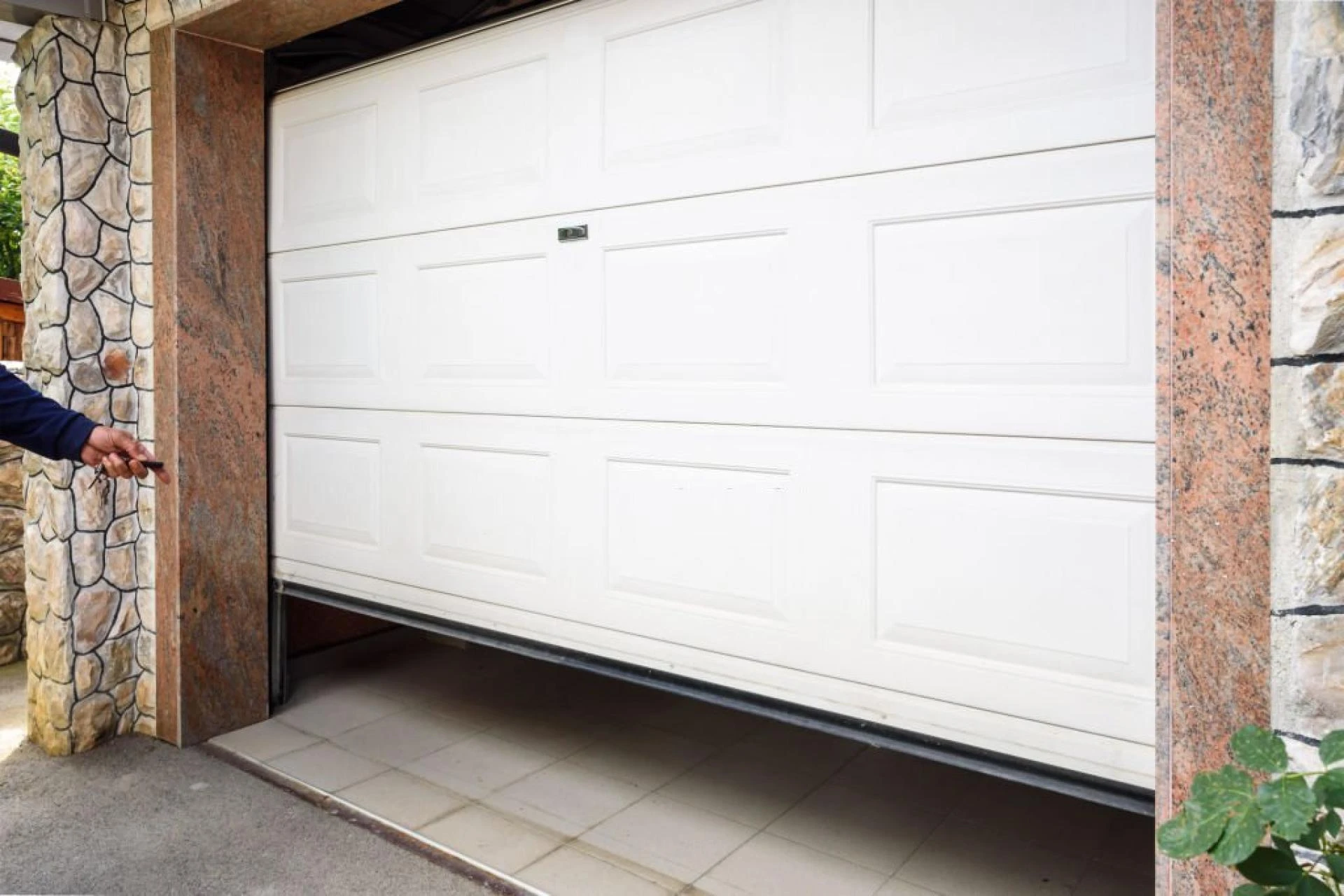 Get the Benefits For Garage Door Repair in Markham
