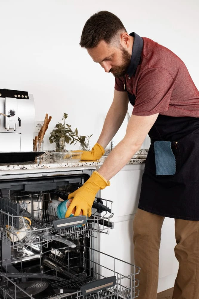 Streamline Your Kitchen: The Advantages of Owning a Dishwasher in the UAE