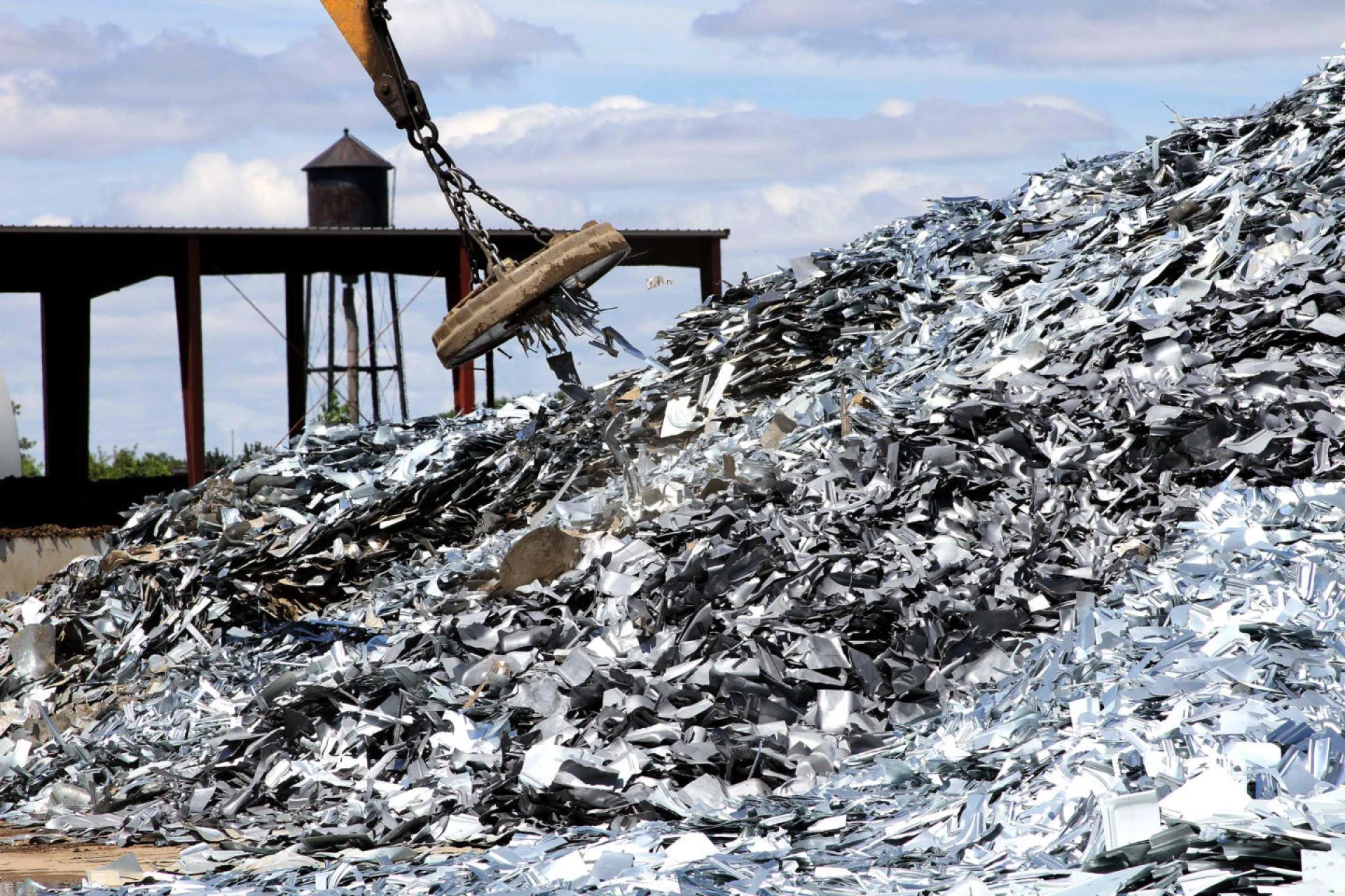 Unlocking the Value of Scrap Metals: A Guide to Steel Recycling
